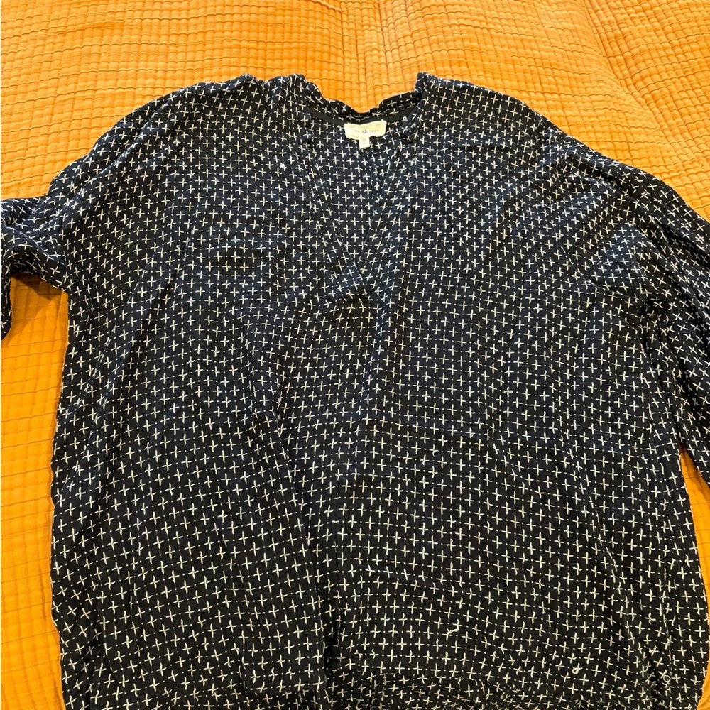 Lou & Grey Black and White Textured Top